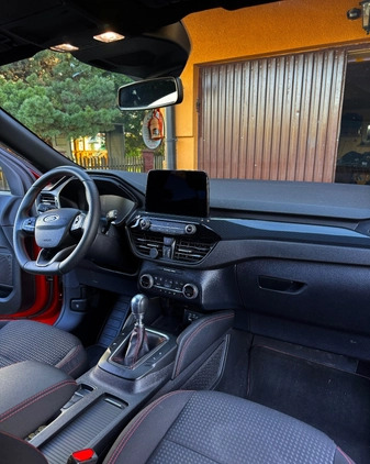 Ford Kuga cena 99900 przebieg: 72000, rok produkcji 2021 z Józefów małe 92